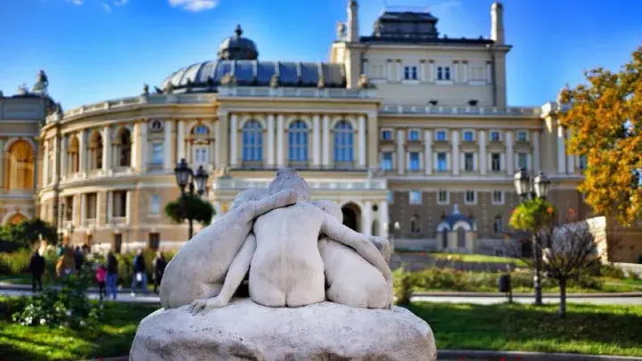 Украинцам без этого нельзя: официальный Киев обнародовал впечатляющие данные по апостилированию за 2025 год