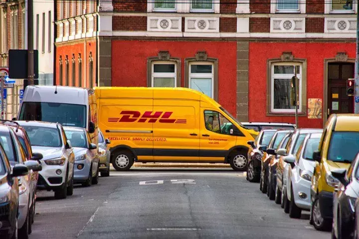 DHL приостанавливает оказание услуг в ряде ближневосточных стран