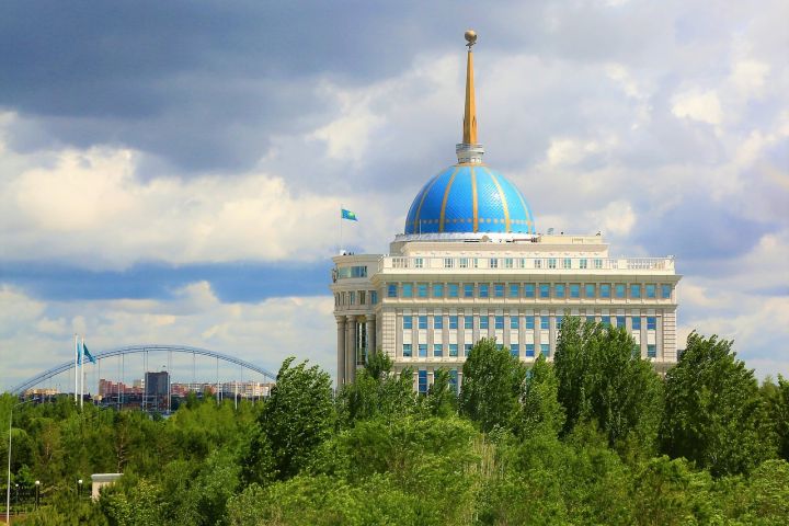 Казахстан ввел ограничения на экспорт в Россию 106 видов товаров из-за мировых санкций