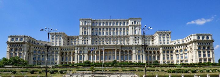 Цифровой архив, электронные выписки и обновленные уставы: Румыния меняет законодательство о торговом реестре