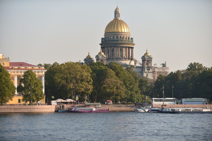 Органы юстиции Петербурга и Ленинградской области апостилировали за год около 27,5 тыс. документов