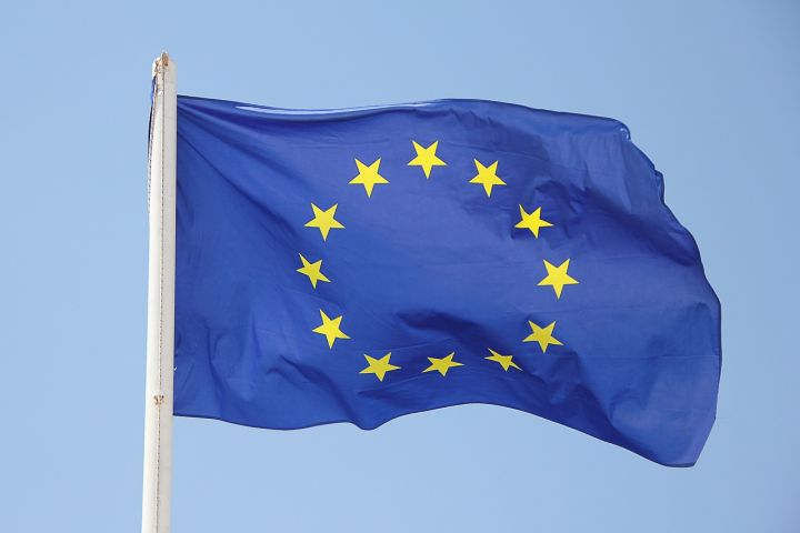 Евросоюз планирует ввести санкции против двухсот физических лиц и компаний из России