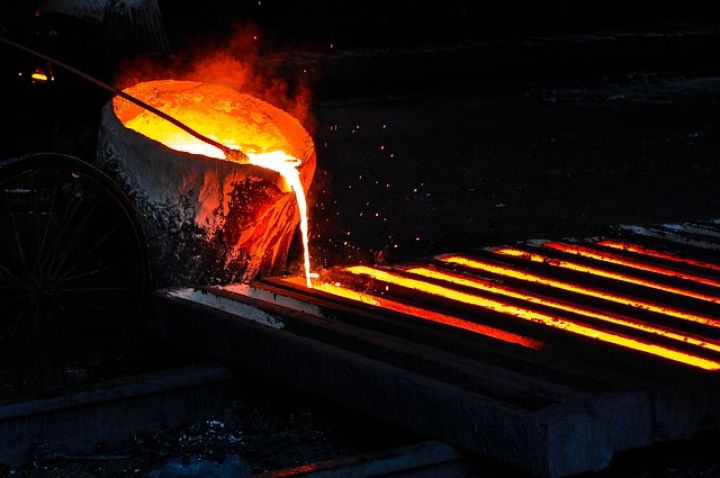 Еврокомиссия планирует ввести антидемпинговые пошлины на горячекатаную сталь