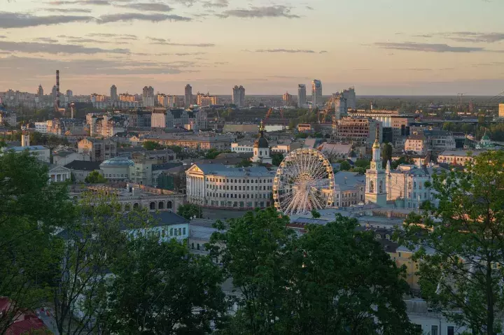 Власти Украины прокомментировали запрет на оказание консульских услуг мужчинам призывного возраста