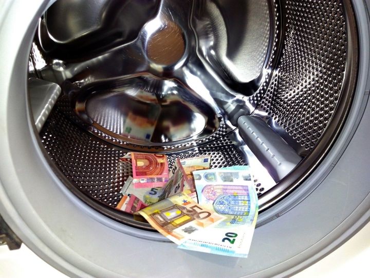 Эксперты оценили объем рынка отмывания денег в России в 1,2% ВВП, — РБК Эксперты оценили объем рынка отмывания денег в России в 1,2% ВВП, — РБК