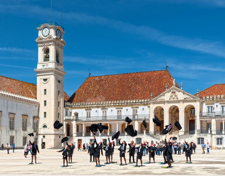 Апостиль, легализация и признание дипломов, выданных в Португалии