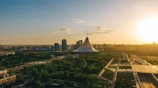 Местные власти Казахстана будут проверять подлинность апостилей на документах иностранных работников