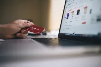 Таможенная служба России ужесточила правила оформления покупок из зарубежных интернет-магазинов