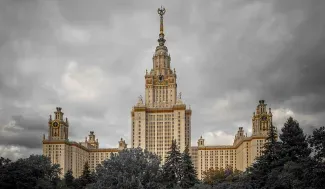Правительство РФ упростило апостилирование документов об образовании