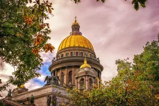 В МФЦ Санкт-Петербурга стали доступны услуги по регистрации недвижимости в ЛДНР, Херсонской и Запорожской областях